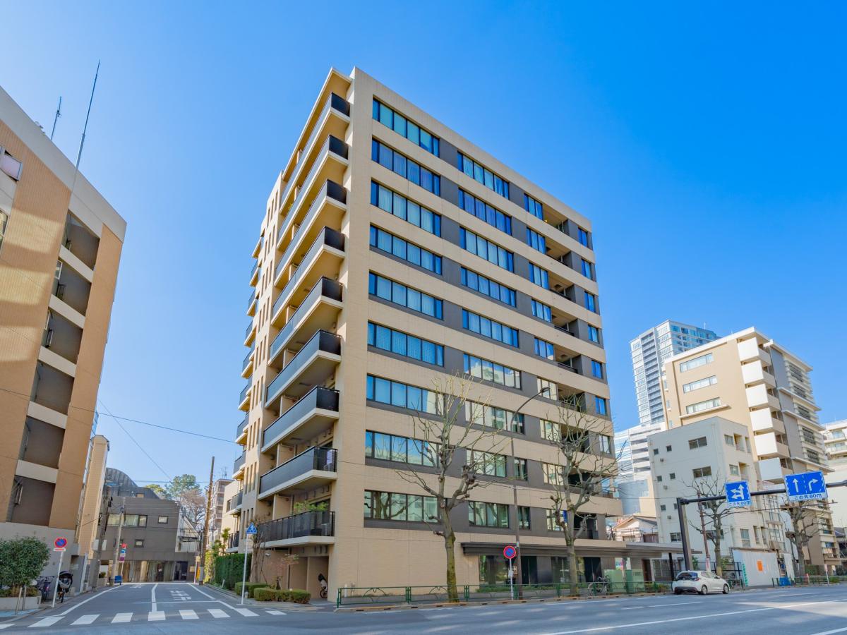 ジオ御苑内藤町の写真：【東京都/新宿区内藤町】ジオ御苑内藤町 外観